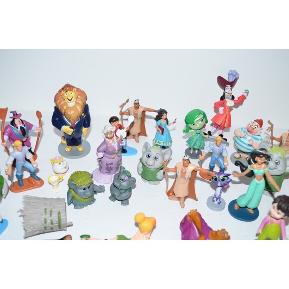 Great Lot Of Disney etc.. Figures Cake toppers toys playset replacements - Picture 4 of 12